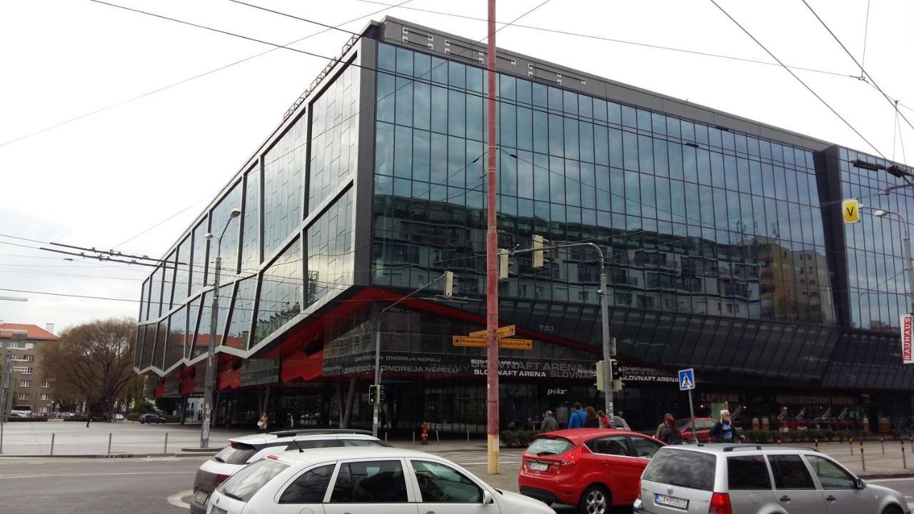 Apartment Cherry Bratislava & Free Parking Exterior foto